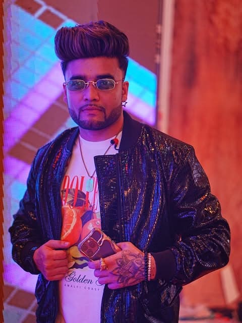 B STAR