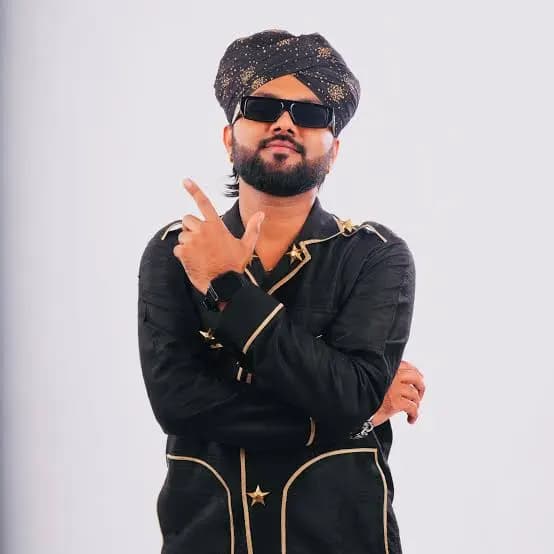 Swaroop Khan